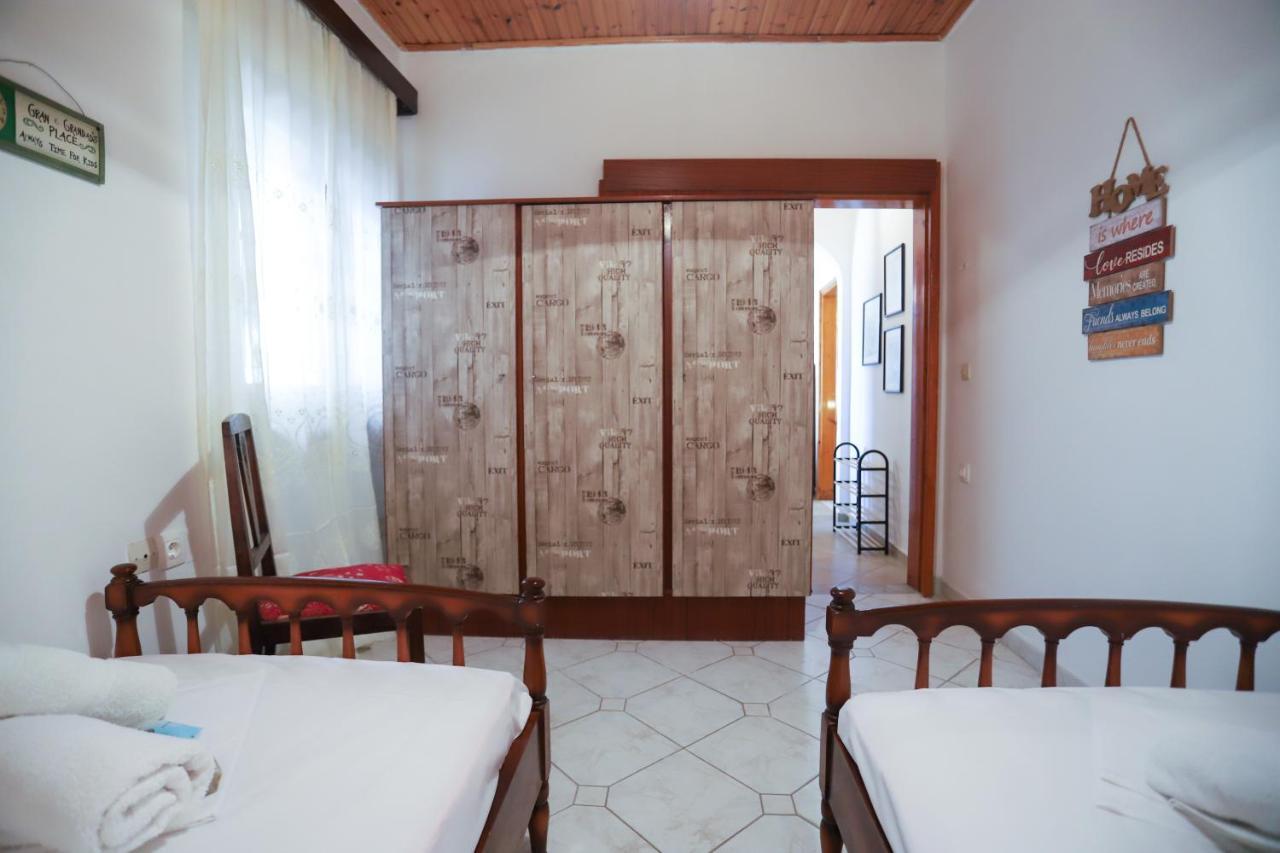 Apartamento Family House At Corfu Town Exterior foto