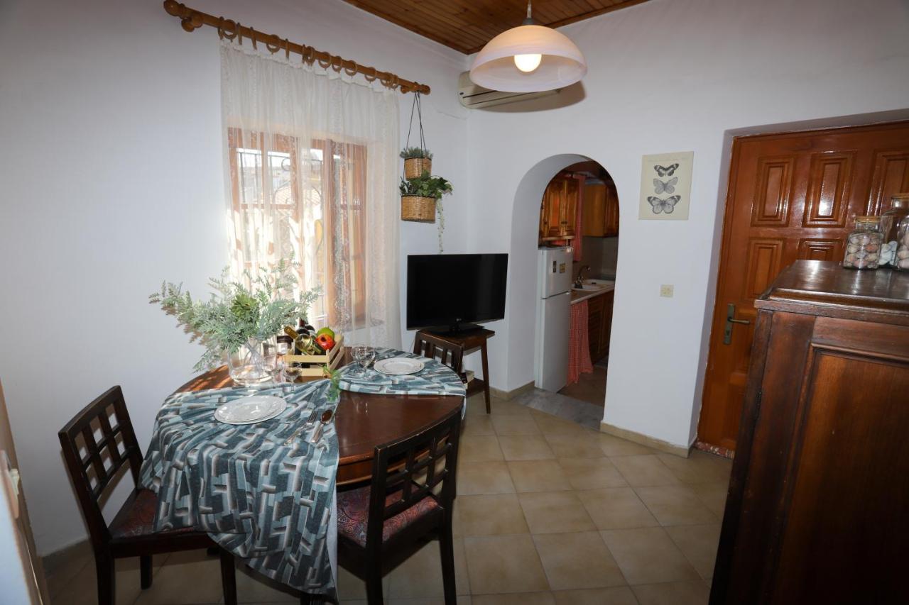 Apartamento Family House At Corfu Town Exterior foto