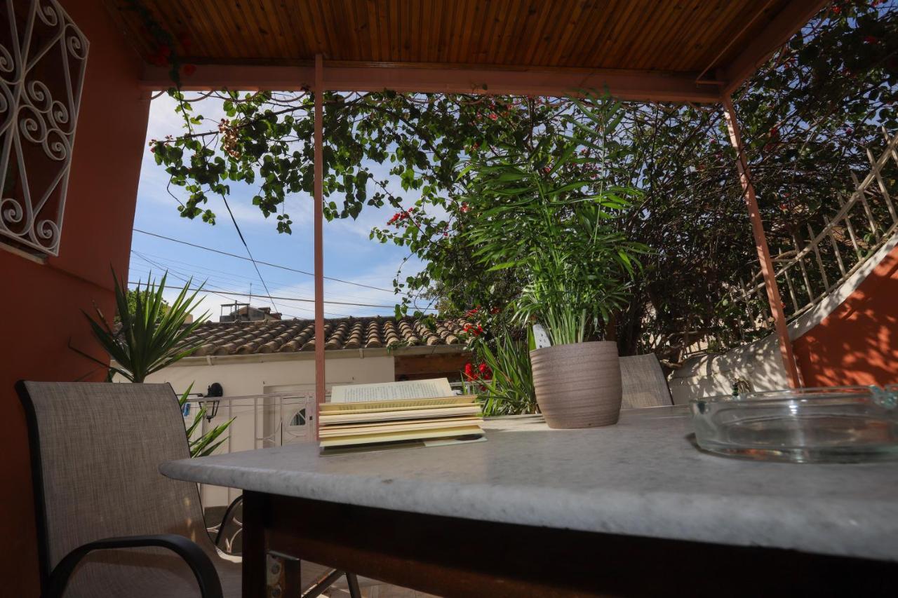 Apartamento Family House At Corfu Town Exterior foto
